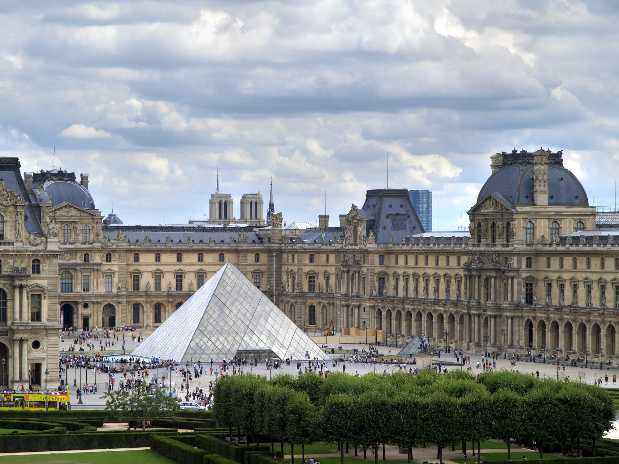 法国巴黎卢浮宫金字塔（改扩建工程）（The Louvre Pyramid） - 贝聿铭（I.M. Pei） - 建筑设计案例 - 树状模式