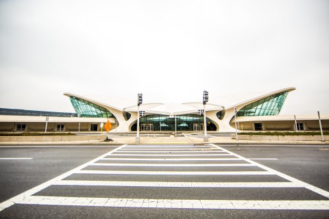 美国纽约环球航空公司飞行中心（TWA Flight Center） - 埃罗·沙里宁（Eero Saarinen）